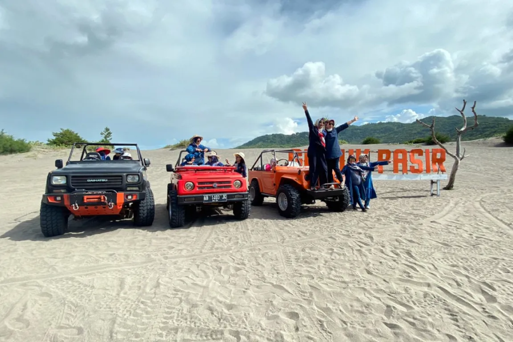 jeep gumuk pasir - mainkejogja.com